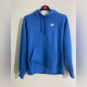Nike sportswear club hoodies medium size
